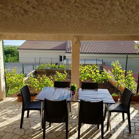 Apartment Nera Ledenice Bagian luar foto