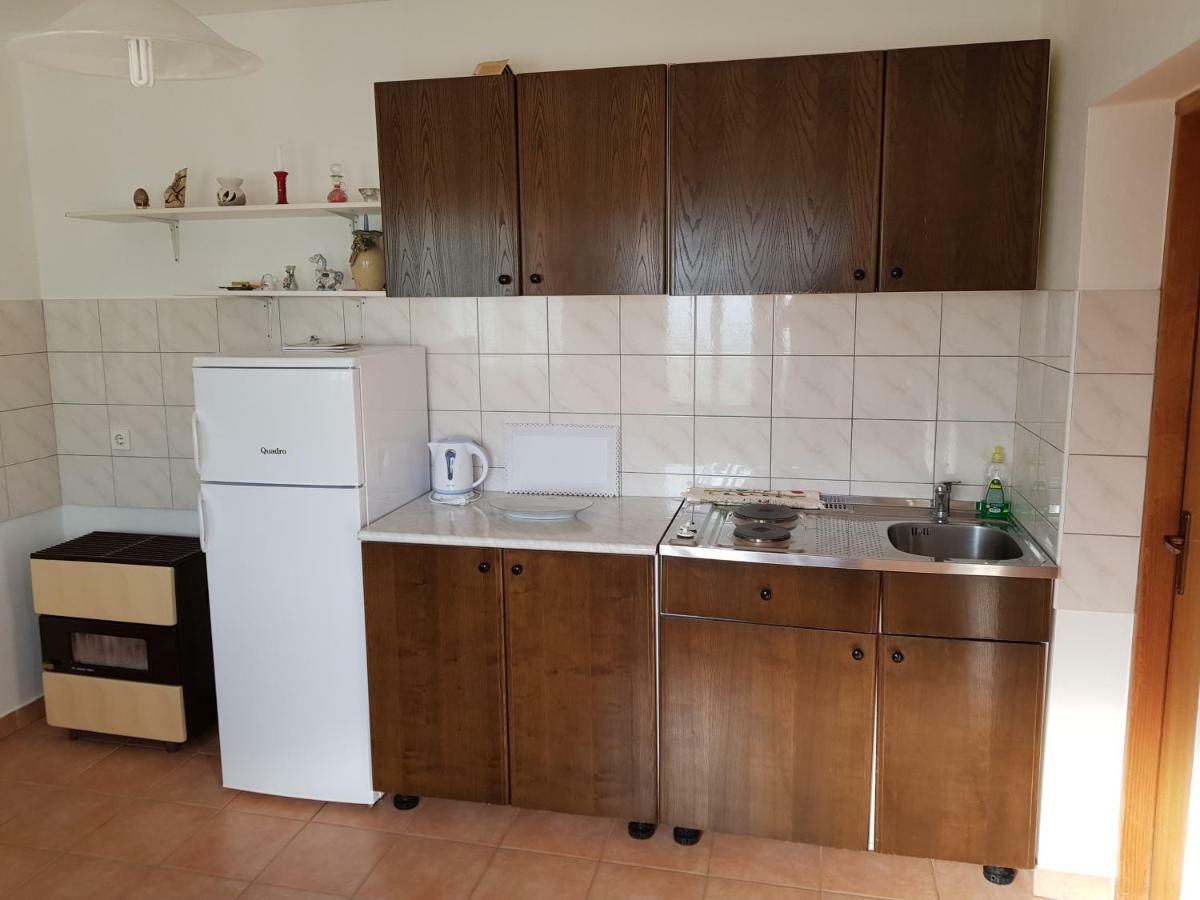 Apartment Nera Ledenice Bagian luar foto