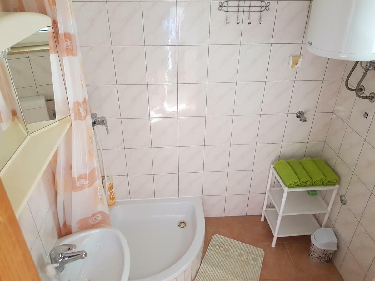 Apartment Nera Ledenice Bagian luar foto