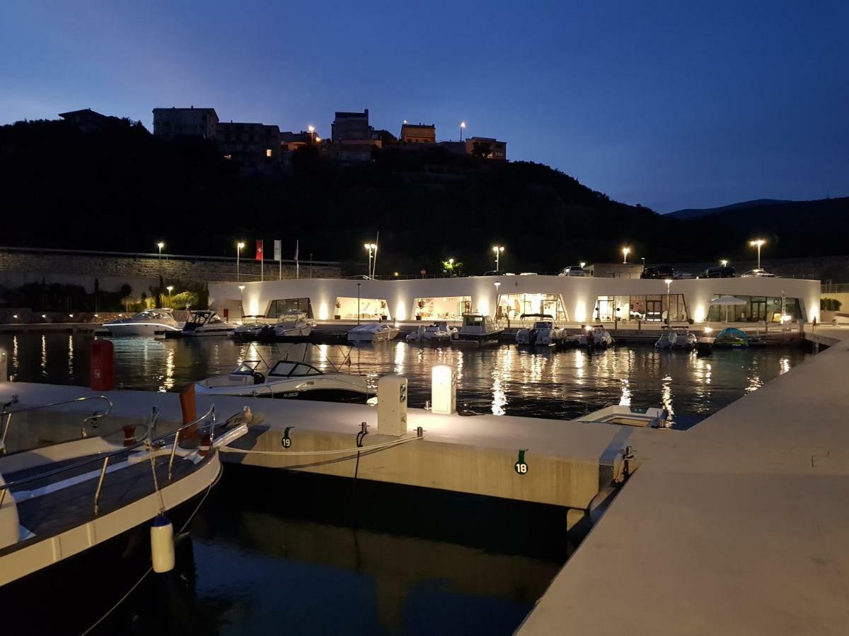 Apartment Nera Ledenice Bagian luar foto