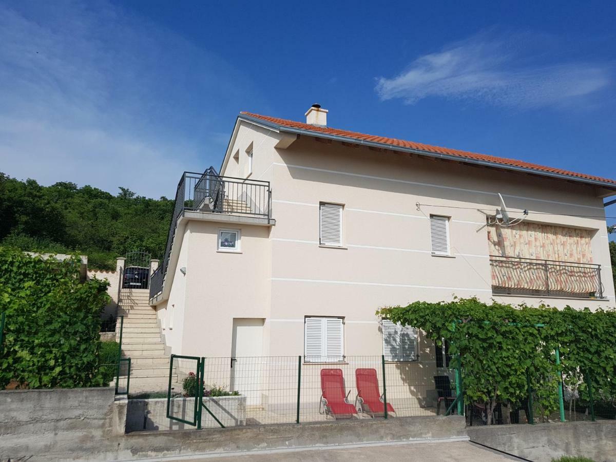 Apartment Nera Ledenice Bagian luar foto